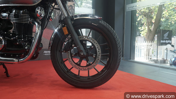 Honda H’Ness CB 350 Review (First Look): होंडा हाईनेस सीबी 350 रिव्यू फर्स्ट लुक: कीमत, डिजाईन, फीचर्स आदि