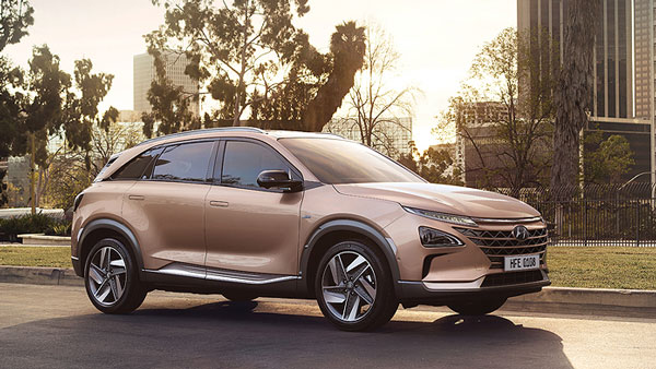 India's First Hydrogen Fuel Cell Car: देश की पहली हाइड्रोजन फ्यूल सेल वाली कार का हुआ ट्रायल