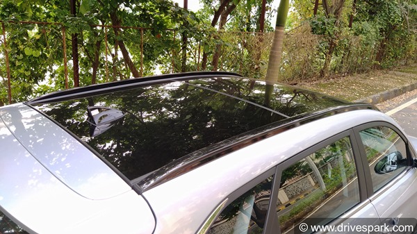 Hyundai Tucson Review (First-Drive): हुंडई टक्सन रिव्यू: ड्राइविंग, फीचर्स, इंजन, कीमत आदि