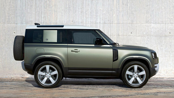 New Land Rover Defender Arrives India: नए लैंड रोवर डिफेंडर की पहली खेप पहुंची भारत, जानें क्या है नया