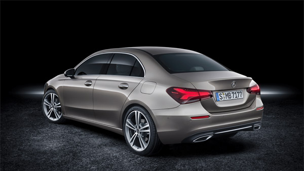 Mercedes-Benz A-Class: मर्सिडीज-बेंज ए-क्लास जल्द होगी लाॅन्च, जानें क्या हैं इसमें खास