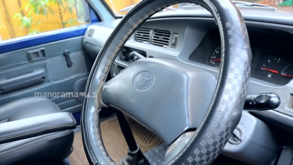 MLA's 20 Year Old Car: इस विधायक को पसंद है अपनी 20 साल पुरानी टोयोटा कार, जानें क्यों MLA's 20 Year Old Car: इस विधायक को पसंद है अपनी 20 साल पुरानी टोयोटा कार, जानें क्यों