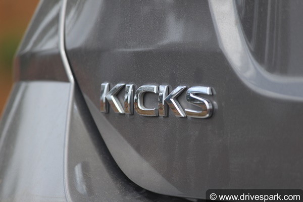 2020 Nissan Kicks Turbo-Petrol Review In Hindi: 2020 निसान किक्स टर्बो पेट्रोल रिव्यू: ड्राइविंग, परफोर्मेंस, फीचर्स जानकारी