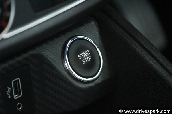 2020 Nissan Kicks Turbo-Petrol Review In Hindi: 2020 निसान किक्स टर्बो पेट्रोल रिव्यू: ड्राइविंग, परफोर्मेंस, फीचर्स जानकारी