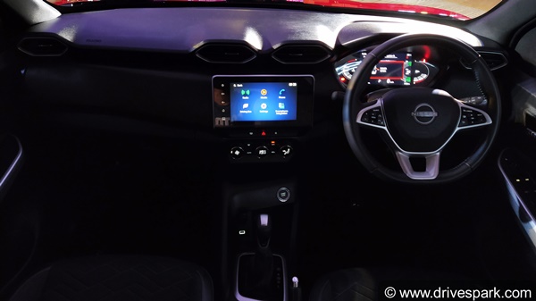 Nissan Magnite Review In Hindi: निसान मैग्नाईट रिव्यू: डिजाईन, फीचर्स, इंटीरियर, बूट स्पेस, अनुमानित कीमत