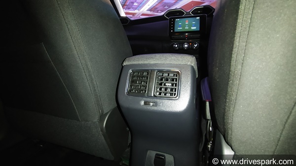 Nissan Magnite Review In Hindi: निसान मैग्नाईट रिव्यू: डिजाईन, फीचर्स, इंटीरियर, बूट स्पेस, अनुमानित कीमत