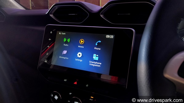 Nissan Magnite Review In Hindi: निसान मैग्नाईट रिव्यू: डिजाईन, फीचर्स, इंटीरियर, बूट स्पेस, अनुमानित कीमत