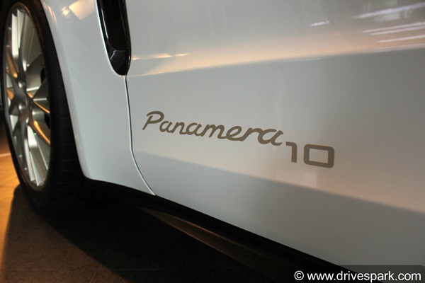 Porsche Panamera 4 10-Year Edition Review: पोर्शे पनामेरा 4 10 ईयर एडिशन रिव्यू: डिजाईन, फीचर्स, अपडेट, इंजन जानकारी