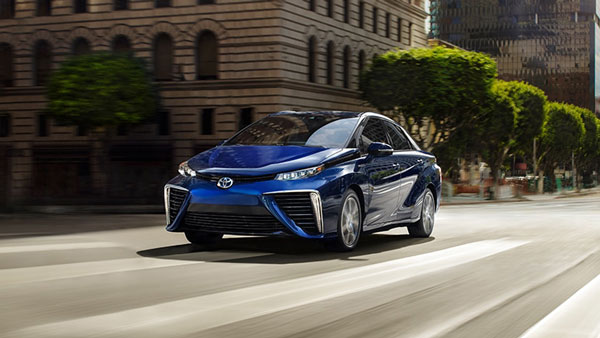 India's First Hydrogen Fuel Cell Car: देश की पहली हाइड्रोजन फ्यूल सेल वाली कार का हुआ ट्रायल