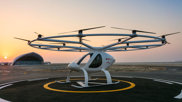 Flying Taxi Service Testing: फ्लाइंग टैक्सी सर्विस की टेस्टिंग जल्द होगी शुरू, जानें कब दिखाया जाएगा