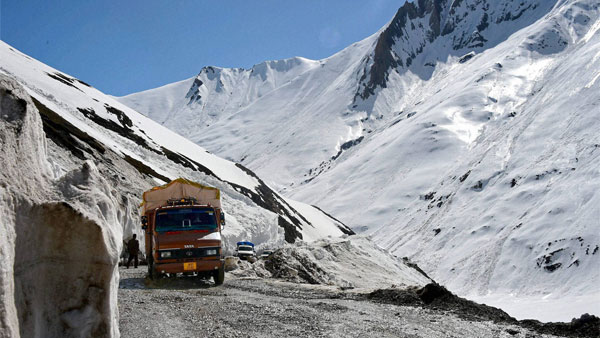 जोजिला टनल का निर्माण कार्य हुआ शुरू, 6,808 करोड़ रुपये में बनेगी 14.15 किमी लंबी टनल