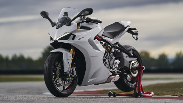 Ducati SuperSport 950 Unveiled: डुकाटी सुपरस्पोर्ट 950 का हुआ खुलासा, जानें क्या हैं खुबियां