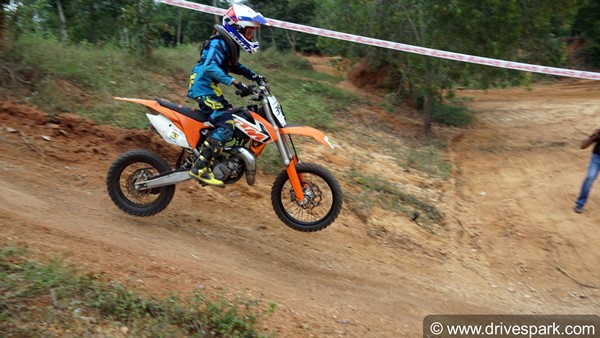 BigRock Dirtpark Trail Attack Challenge 2020: हफ्ते का अंत रॉयल एनफील्ड हिमालयन पर रेसिंग के साथ!