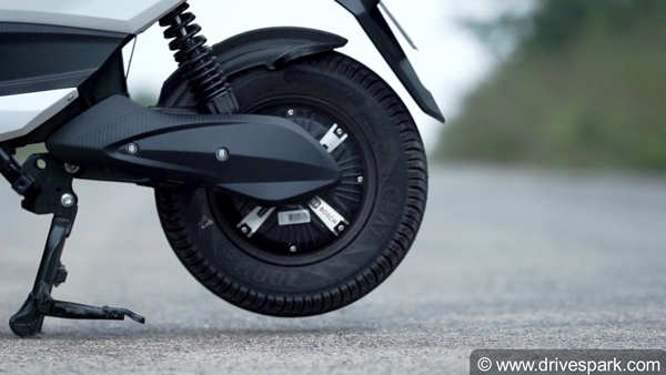EeVe Xeniaa Electric Scooter Long-Term Review (Final Report): ईवी जेनिया इलेक्ट्रिक स्कूटर फाइनल रिपोर्ट: परफोर्मेंस, हैंडलिंग, रेंज आदि