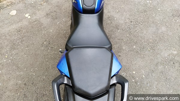 Honda Hornet 2.0 Review (First Ride): होंडा हॉर्नेट 2.0 फर्स्ट राइड रिव्यू: डिजाईन, फीचर्स, माइलेज, परफॉर्मेंस, राइड, हैंडलिंग जानकारी