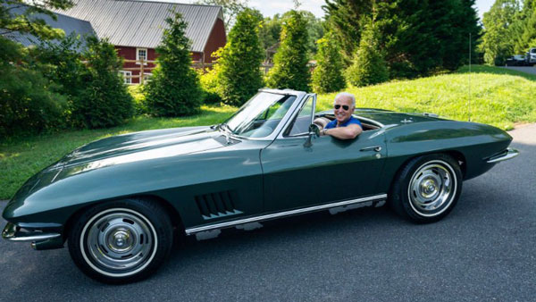 Joe Biden’s Favourite Cars: जो बाइडन को पसंद हैं विंटेज कारें, करते हैं इलेक्ट्रिक कारों का समर्थन Joe Biden’s Favourite Cars: जो बाइडन को पसंद हैं विंटेज कारें, करते हैं इलेक्ट्रिक कारों का समर्थन