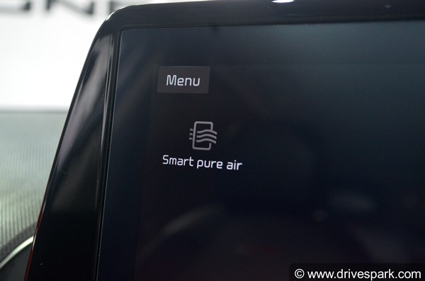 Cars With Air Purifiers In India: भारत में इन 5 कारों में दिया जा रहा एयर प्योरीफायर, जानें