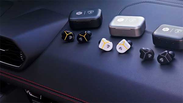 Lamborghini Launches Music Accessories: लेम्बोर्गिनी ने वायरलेस हेडफोन किया लाॅन्च, जानें