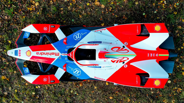 Mahindra M7 Electro Unveiled: फॉर्मूला ई-रेसिंग के लिए महिंद्रा ने उतारी इलेक्ट्रिक कार, जानें