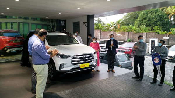 MG Gloster Delivery Begins: एमजी ग्लोस्टर की डिलीवरी हुई शुरू, इस साल की बिक्री हुई पूरी