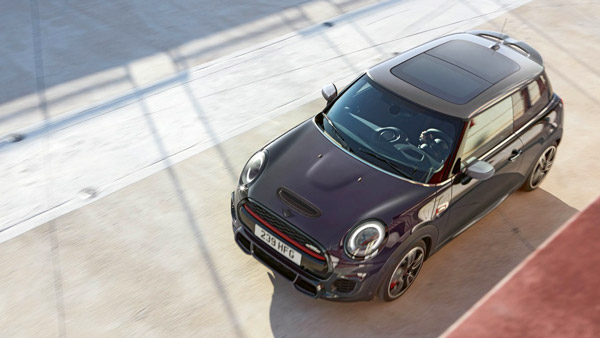 MINI John Cooper Works GP Edition: मिनी जॉन कूपर वर्क्स जीपी लिमिटेड एडिशन भारत में लॉन्च