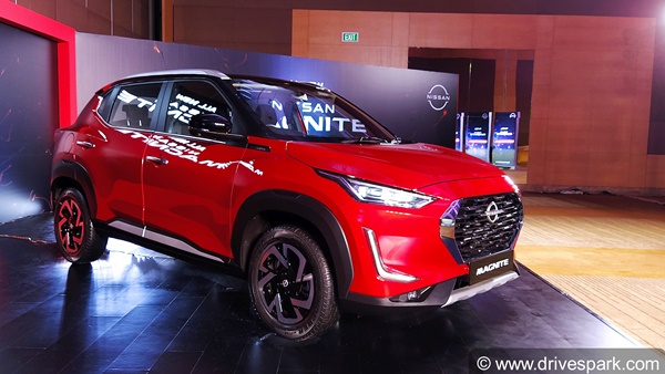 Nissan Magnite Vs Kia Sonet: Mileage Comparison: निसान मैग्नाईट बनाम किया सॉनेट: माइलेज तुलना