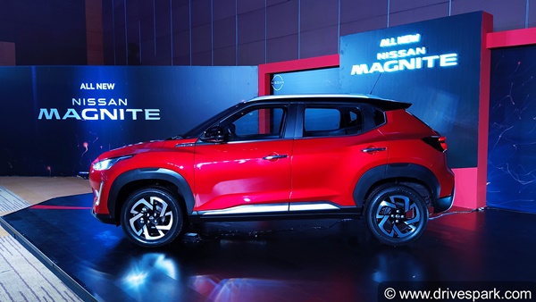 Nissan Magnite Vs Kia Sonet: Mileage Comparison: निसान मैग्नाईट बनाम किया सॉनेट: माइलेज तुलना