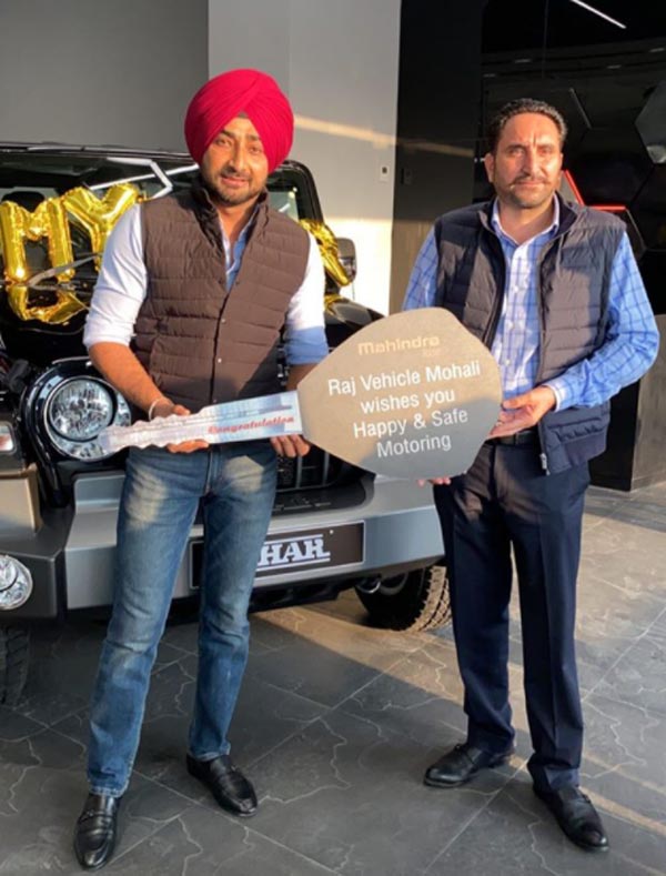 Celebrities Bought 2020 Mahindra Thar: इन सेलेब्रिटीज ने भी खरीदी नई महिंद्रा थार, सर चढ़ कर बोल रही इस कार की दीवानगी