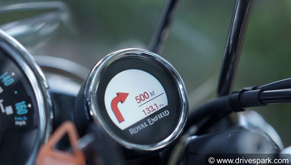 Royal Enfield Meteor 350 Review In Hindi: रॉयल एनफील्ड मिटिओर 350 रिव्यू: राइडिंग अनुभव, फीचर्स, सीटिंग, परफॉर्मेंस