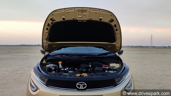 New Hyundai i20 Vs Tata Altroz Price Comparison: नई हुंडई आई20 बनाम टाटा अल्ट्रोज कीमत तुलना