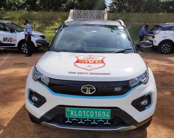 65 Tata Nexon EV Delivered To Kerala MVD: टाटा मोटर्स ने केरल एमवीडी को सौंपी 65 नेक्सन ईवी