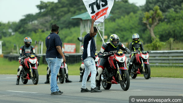 TVS Young Media Racer Program: ड्राइवस्पार्क रिव्यू एडिटर ने पहुँचे टीवीएस यंग मीडिया रेसर के अगले पड़ाव पर
