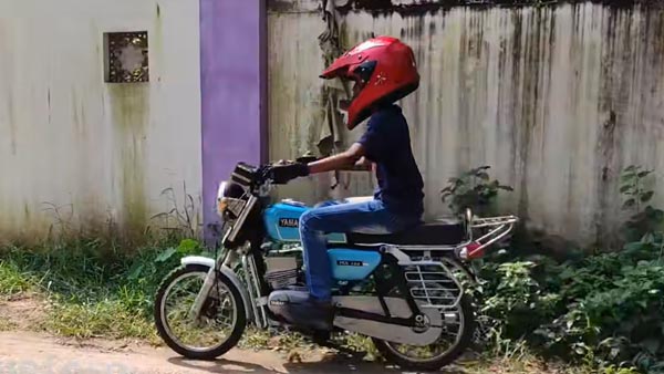 Yamaha RX100 Mini Model: केरल के इस व्यक्ति ने बनाया यामाहा आरएक्स100 का छोटा मॉडल