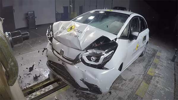 Honda Jazz Safety Ratings: होंडा जैज को यूरो एनसीएपी क्रैश टेस्ट में मिली 5-स्टार रेटिंग, देखें वीडियो