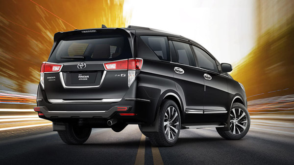 Toyota Innova Crysta Facelift Accessories: टोयोटा ने पेश की नई इनोवा क्रिस्टा के लिए एक्सेसरीज की रेंज