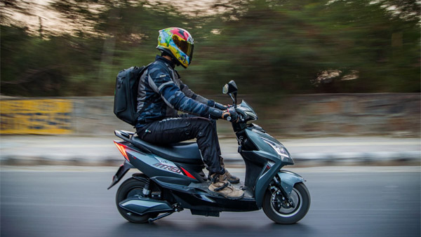EEVE Launches Electric Scooters: ईवी ने दो एट्रीयो और अहावा इलेक्ट्रिक स्कूटरों को किया लाॅन्च, जानें