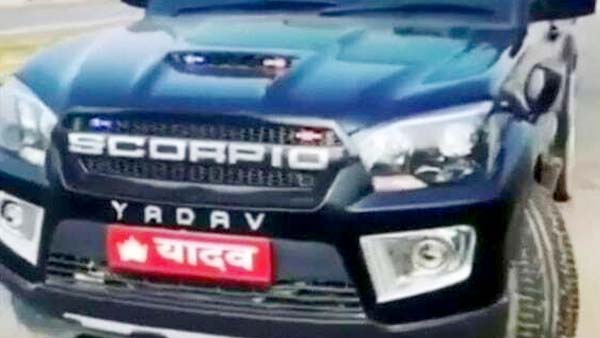 Cast Identity Stickers Banned In UP: वाहन पर जातिसूचक स्टीकर लगवाने वालों पर यूपी पुलिस हुई सख्त