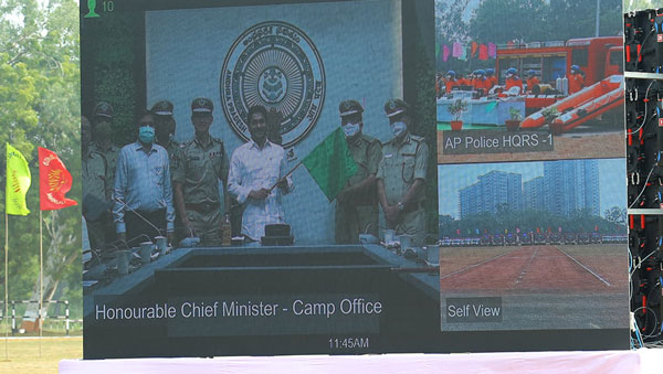 AP Police Gets 36 Force Trax SUVs: आंध्र प्रदेश पुलिस के बेड़े में शामिल हुई 36 फोर्स ट्रैक्स एसयूवी