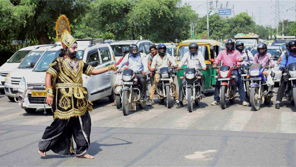 Gurugram Dips 55% Traffic Fines: गुरुग्राम में ट्रैफिक चालानों में आई 55 प्रतिशत की कमी, जानें वजह