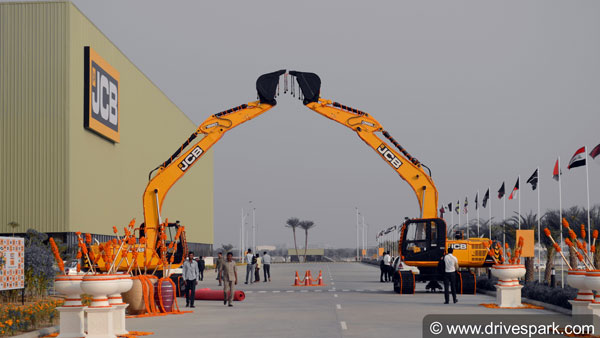 JCB Inaugurates New Parts Plant: जेसीबी ने हरियाणा में खोला सबसे बड़ा पार्ट्स सेंटर