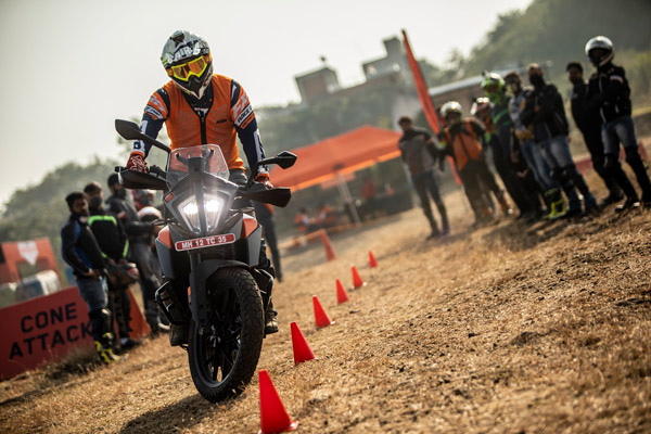 KTM First Ever Adventure Day: केटीएम ने पुणे में पहली बार आयोजित कराया एडवेंचर डे, जानें