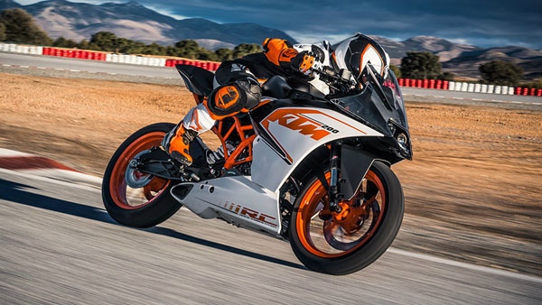 2021 KTM RC 200 Spotted: नई केटीएम आरसी 200 की तस्वीरें आईं सामने, अगले साल होगी लॉन्च