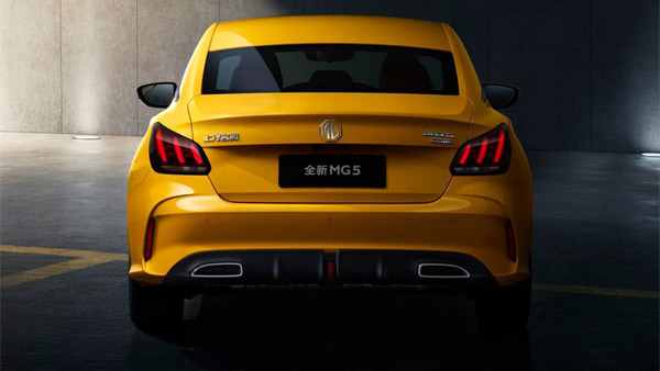 New MG 5 Sedan Debuts: नई एमजी 5 सेडान को किया गया पेश, जानें कैसा है डिजाइन व इंजन