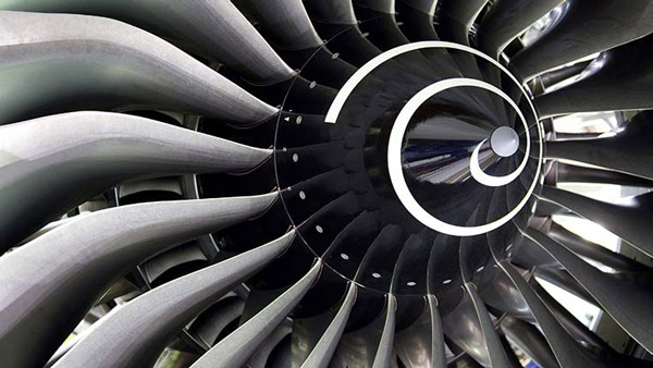 Rolls-Royce & Infosys Strategic Partnership: रोल्स-रॉयस व इंफोसिस एयरोस्पेस इंजीनियरिंग पर करेंगी काम