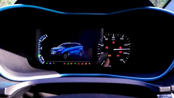 Tata Nexon EV In Long Drive: टाटा नेक्सन ईवी से तय किया मुंबई से दिल्ली तक का सफर, देखें वीडियो