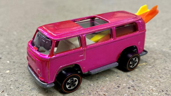 Rarest Volkswagen Beach Bomb Prototype: दुर्लभ फॉक्सवैगन ‘बीच बम’ खिलौना 1.1 करोड़ में बिका