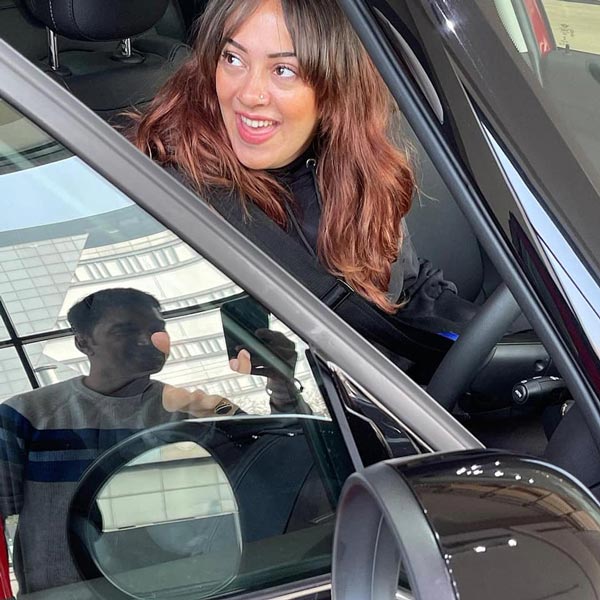 युवराज सिंह ने खरीदी 42 लाख की नई कार, सोशल मीडिया पर जाहिर की खुशी