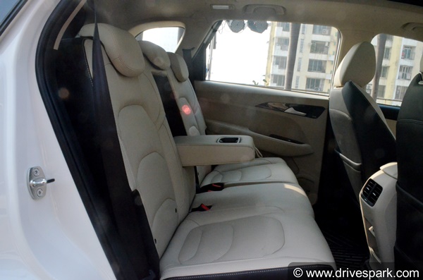 2021 MG Hector Facelift SUV (First Look): नई एमजी हेक्टर फेसलिफ्ट (फर्स्ट लुक): डिजाईन, फीचर्स, इंटीरियर, इंजन विकल्प