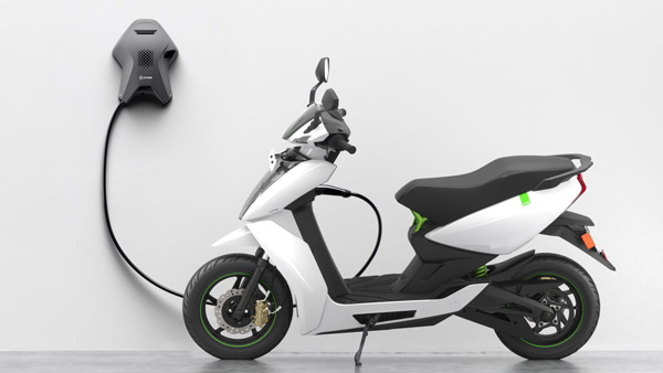 Ather Dealership In Mumbai: एथर एनर्जी ने मुंबई में अपना डीलरशिप खोला, इलेक्ट्रिक स्कूटर की डिलीवरी हुई शुरू