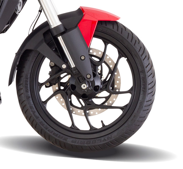 Bajaj Dominar Prices Increased: बजाज डोमिनार बाइक्स की कीमत में हुई बढ़ोतरी, जानें नई कीमत